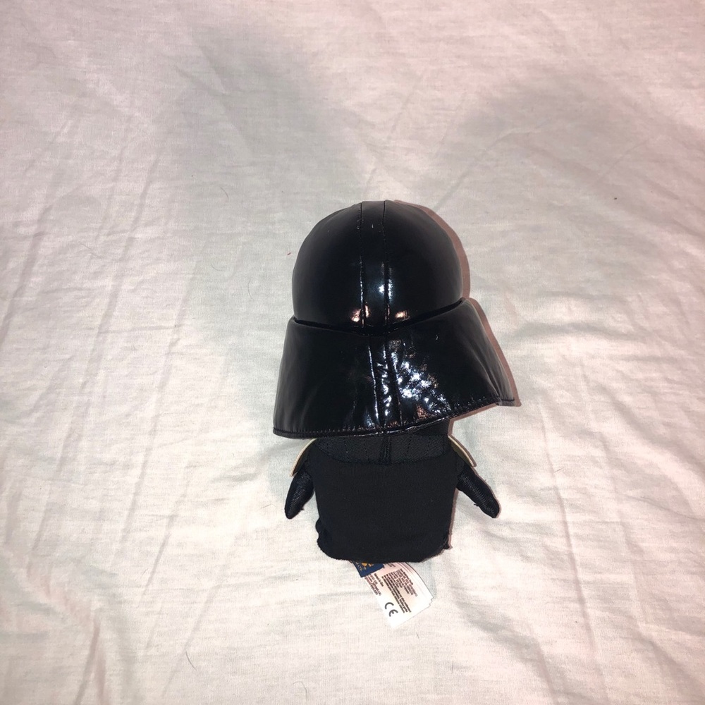 Mini Star Wars Darth Vader Plush - Picture 4 of 5